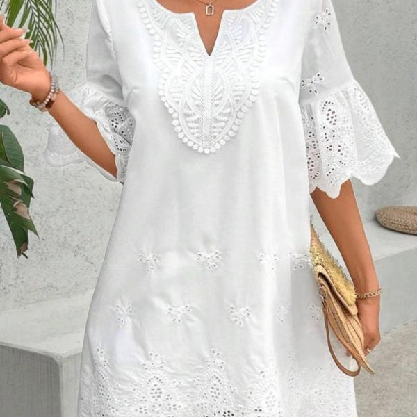 Robe trapèze dentelle blanche
