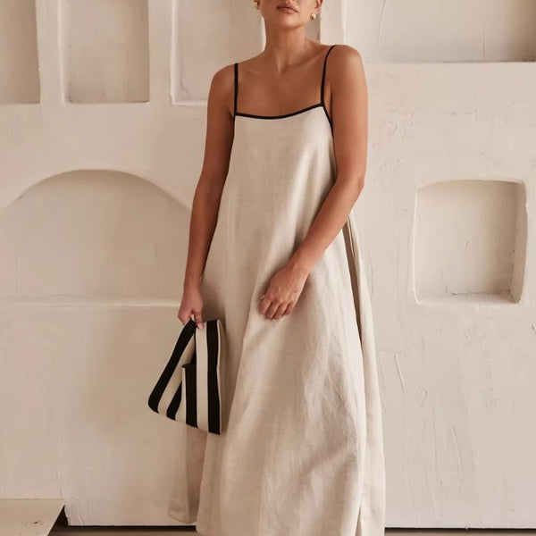 Robe trapèze minimaliste couleur beige