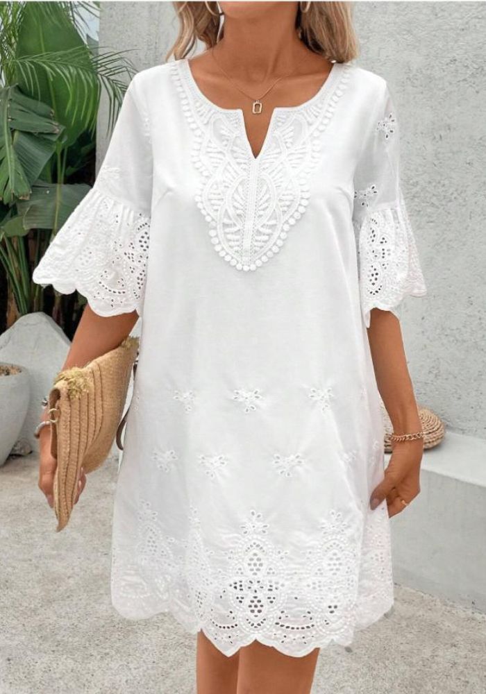 Robe trapèze dentelle blanche