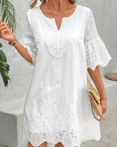 Robe trapèze dentelle blanche