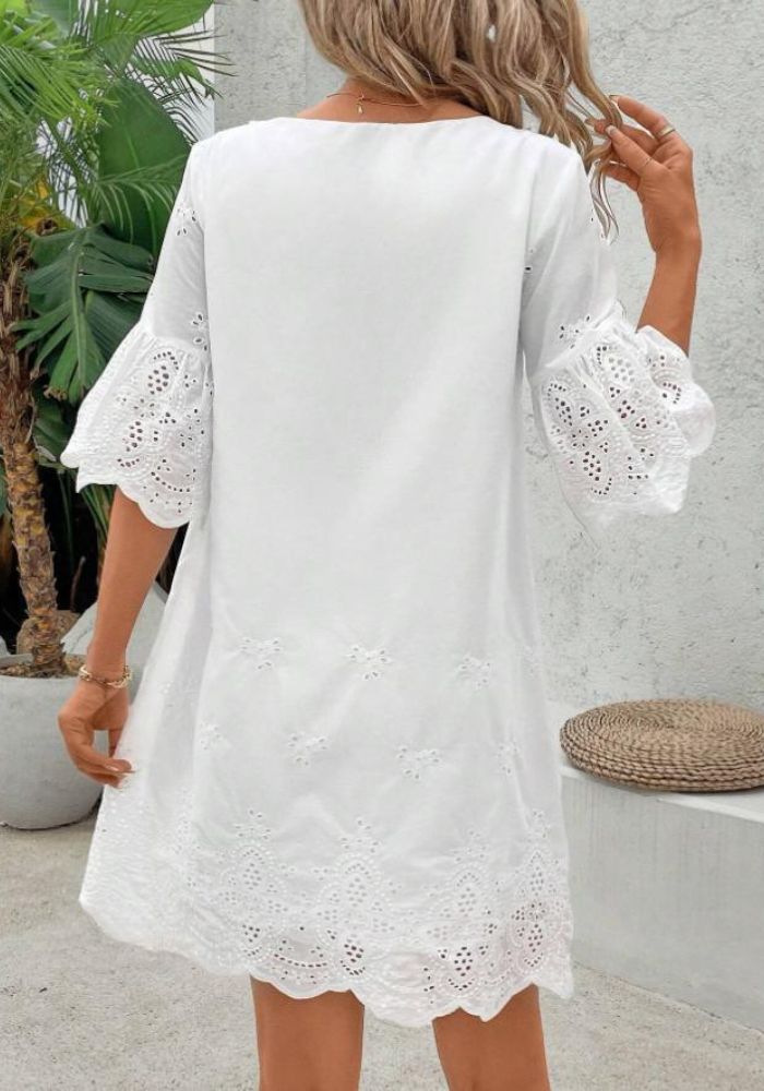 Robe trapèze dentelle blanche