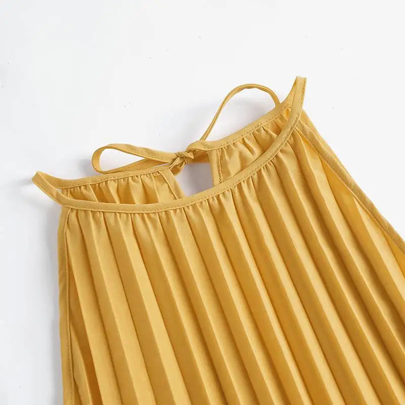 Robe trapèze jaune plissée