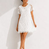 Robe trapèze dentelle blanche
