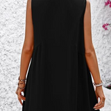 Robe trapèze noire chic de dos