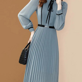 Robe trapèze plissée bleu